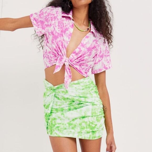 For Love And Lemons Devon Green Tie Dye Twisted Mini Skirt Size Small NWT - Picture 2 of 9